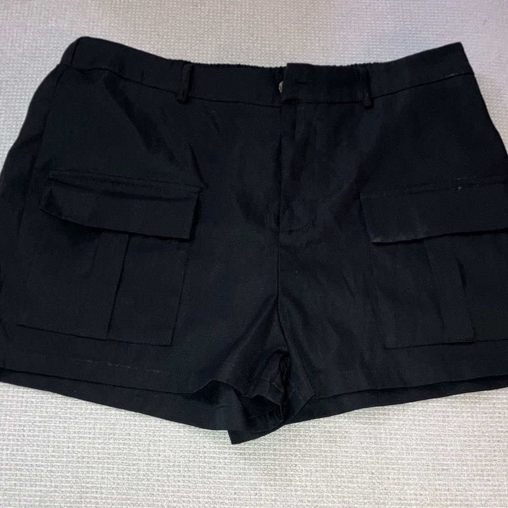 SHEIN Black Cargo Women's Shorts